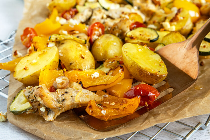 Ofengemüse mit Hähnchen vom Blech