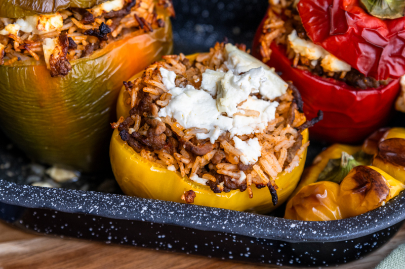 Gefüllte Paprikaschoten mit Reis und Hackfleisch im Backofen | Rezept ...
