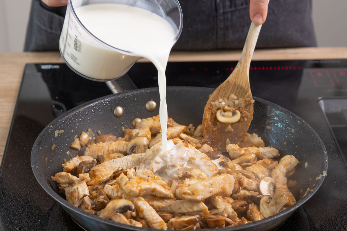 Putengeschnetzeltes Züricher Art | Rezept- eat.de