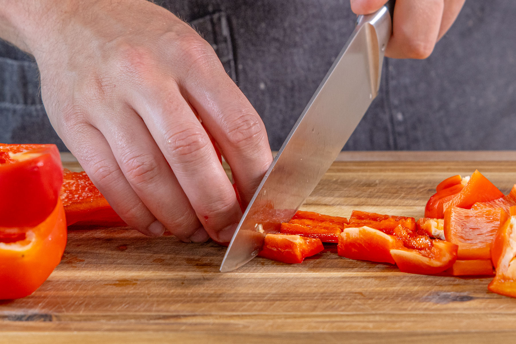 Putengulasch mit Paprika | Rezept