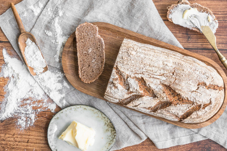 Roggenvollkornbrot backen