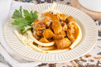 Schweinegulasch nach Omas Rezept