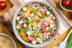 Bunter sommerlicher Reissalat