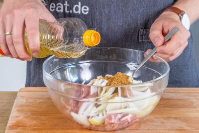 Gyrosfleisch würzen