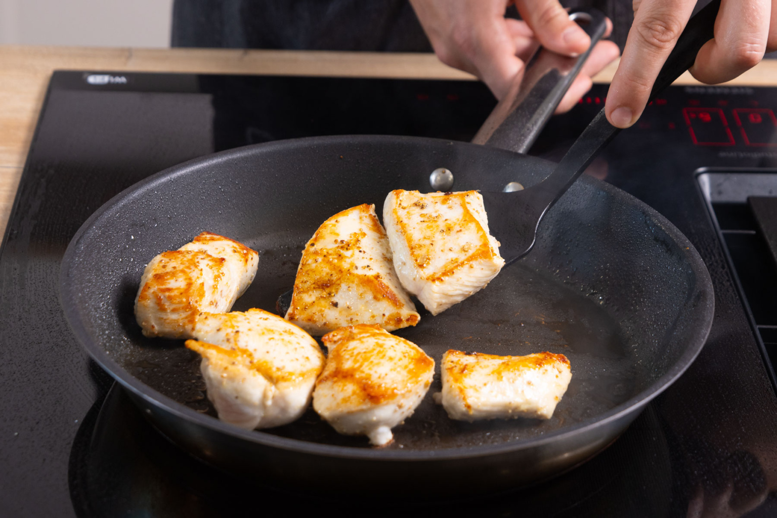 Tomaten-Mozzarella-Hähnchen | Rezept