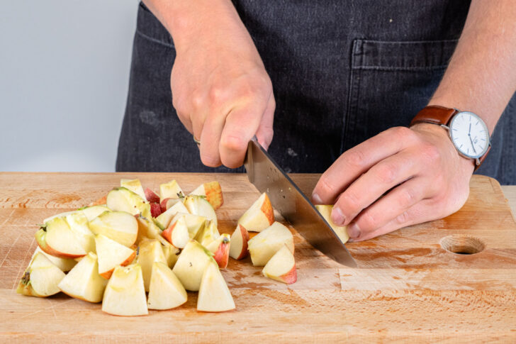 Äpfel schneiden