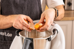 Eier in Thermomix® schlagen