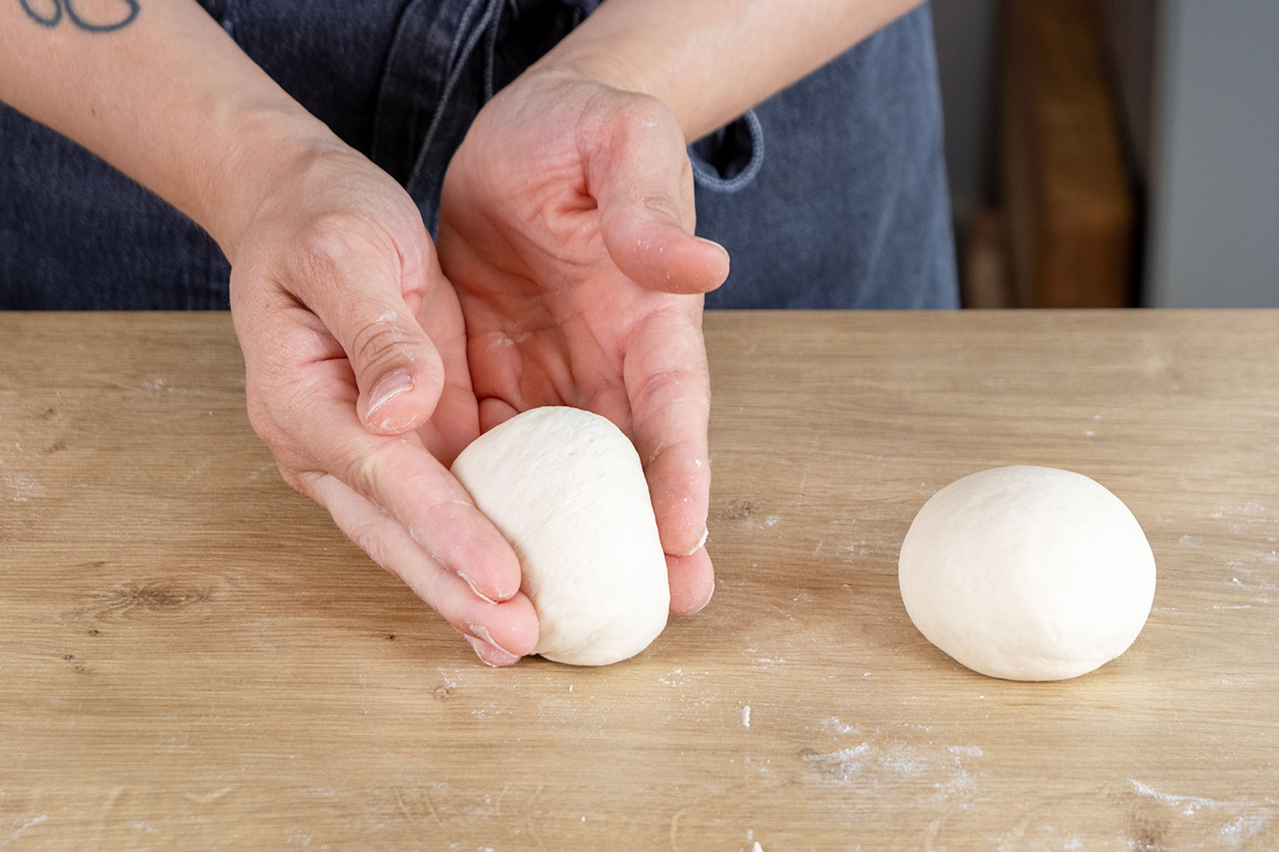 Brötchen nach DDR-Rezept formen