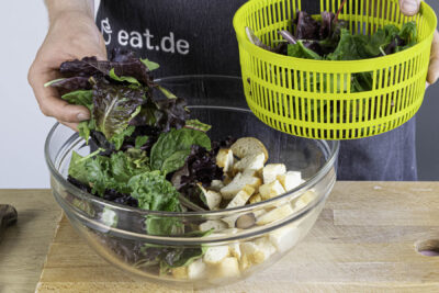 Salat schleudern