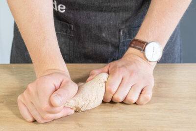 Chapati Teig kneten