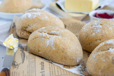 Dinkelbrötchen mit Trockenhefe