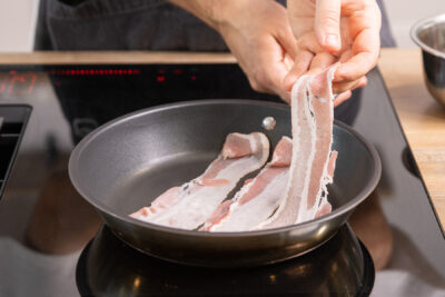 Bacon braten