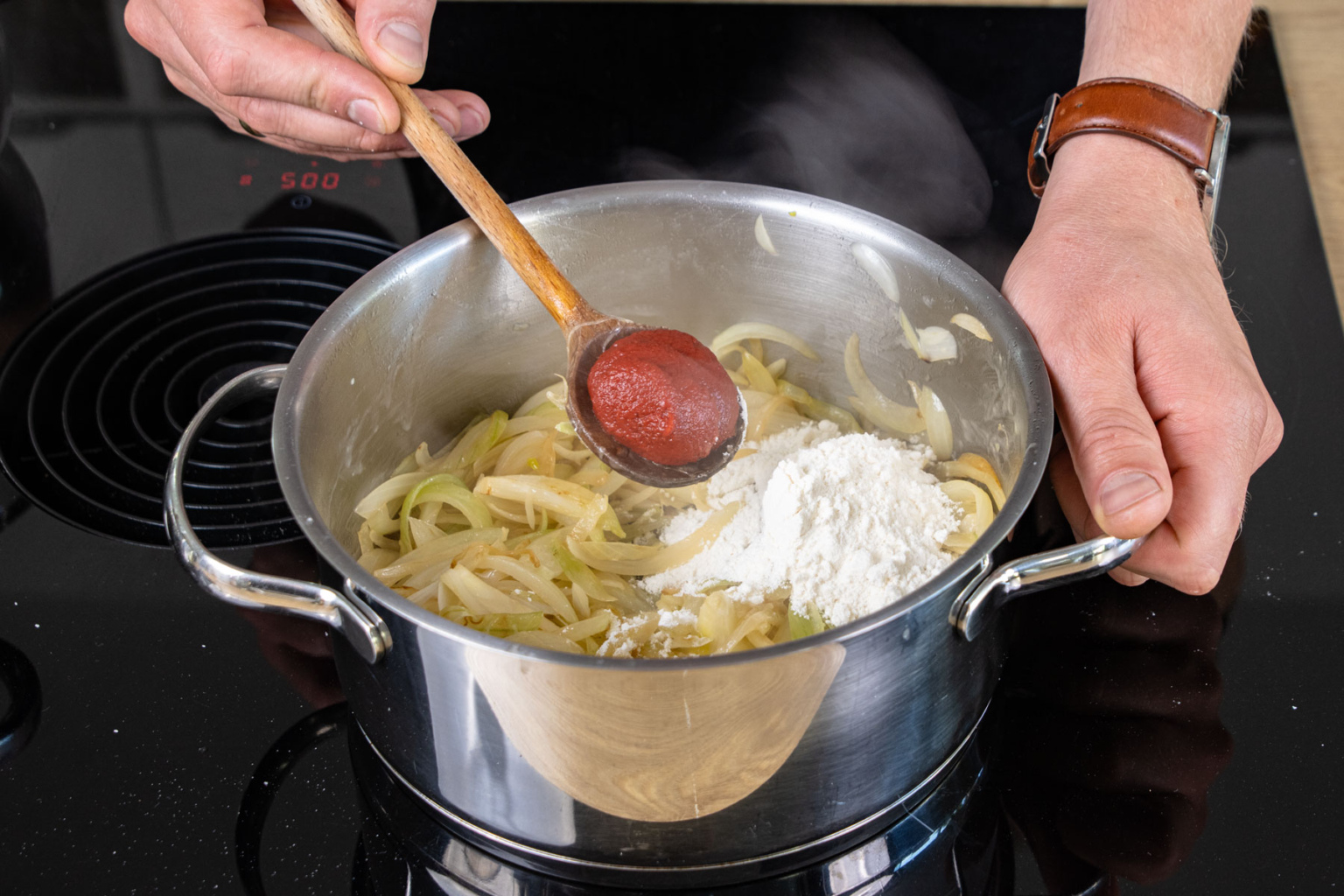 Einfache Zwiebelsoße Grundrezept