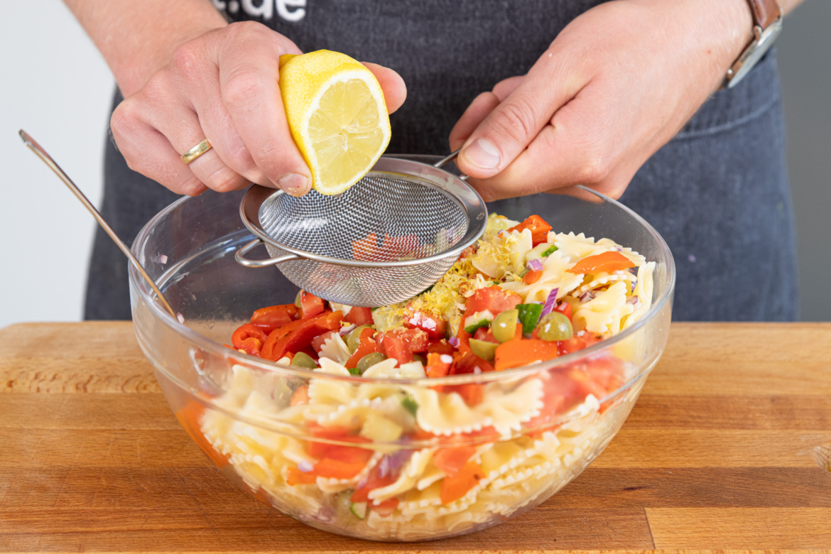 Griechischer Nudelsalat | Rezept- eat.de
