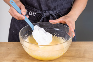 Eischnee unterheben