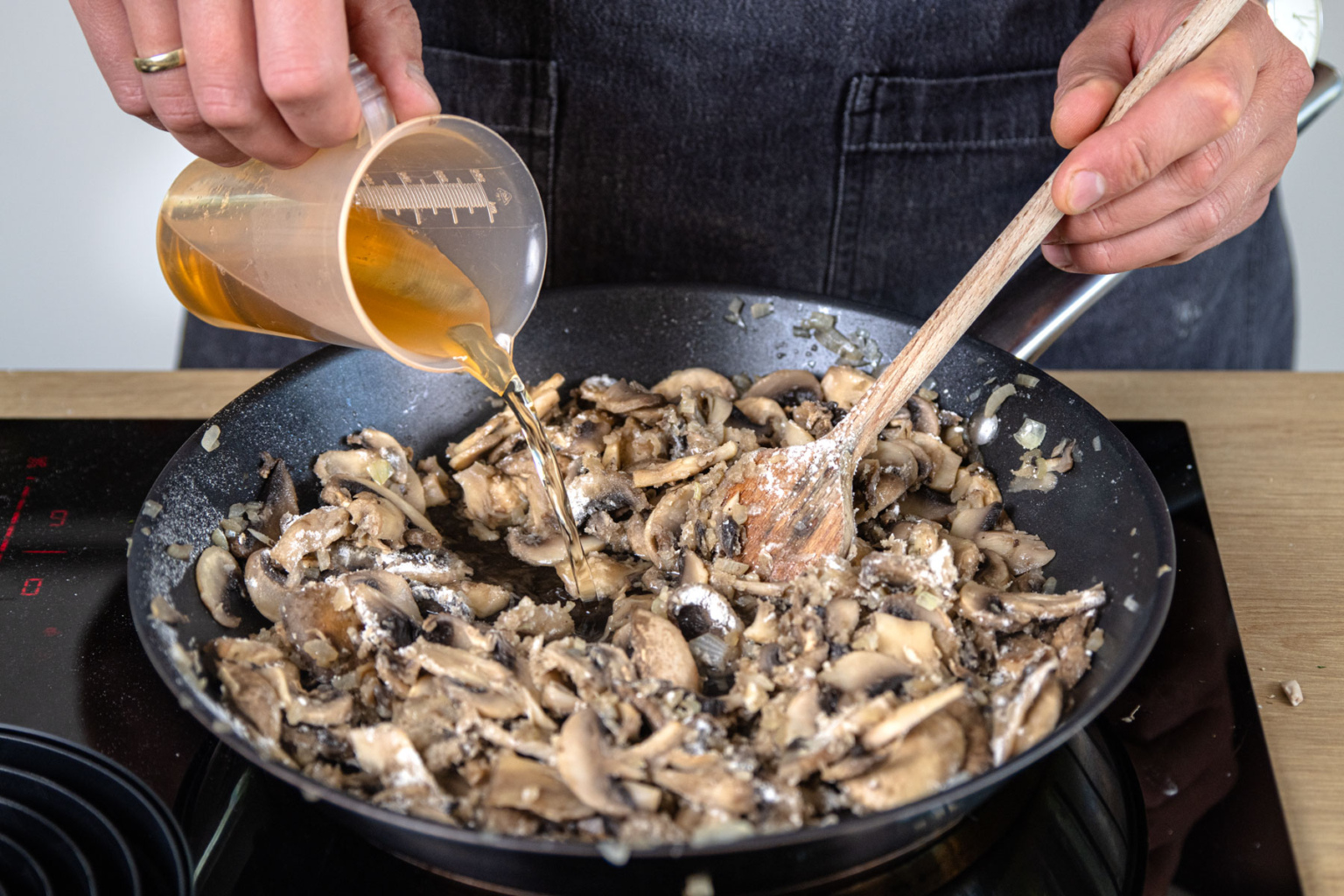 Jägersoße selber machen | Rezept- eat.de