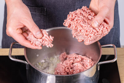 Hackfleisch dazugeben