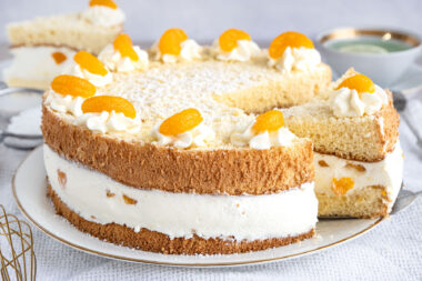 Omas Käsesahnetorte mit Mandarinen