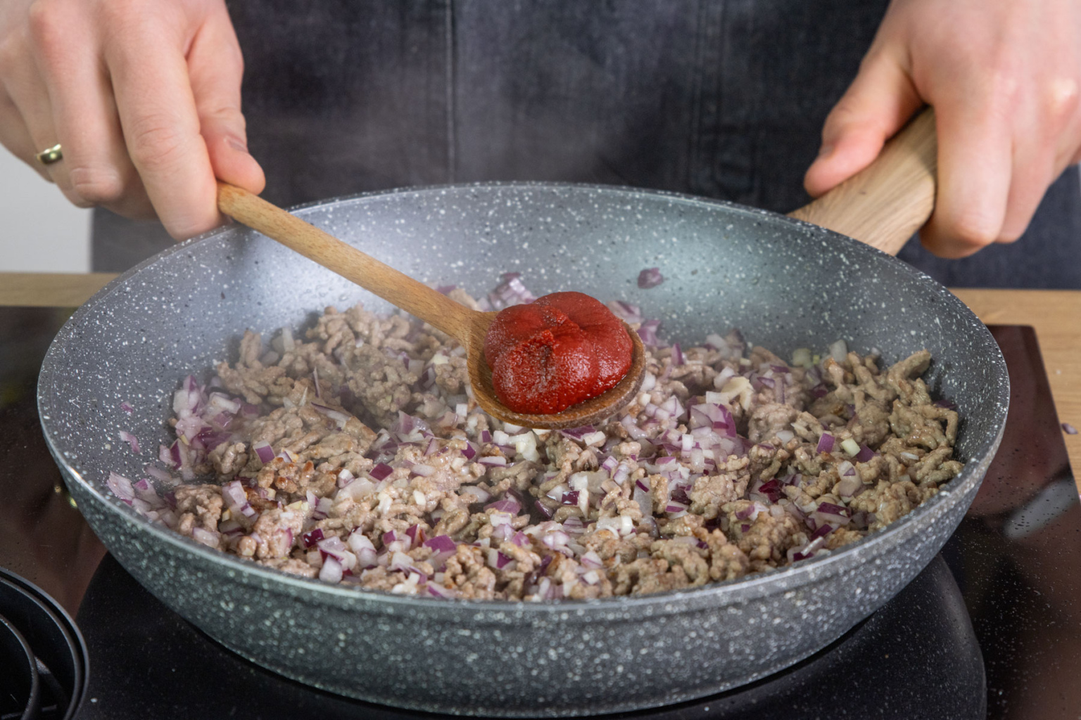 Makkaroni-Auflauf mit Hackfleisch | Rezept