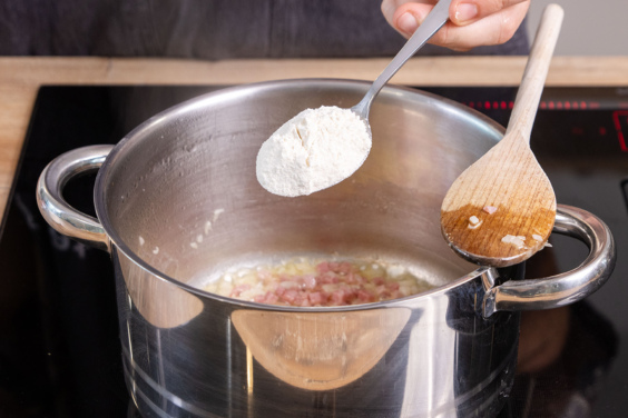 Makkaroniauflauf mit Schinken | Rezept