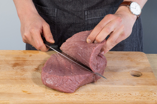 Fleisch aufschneiden