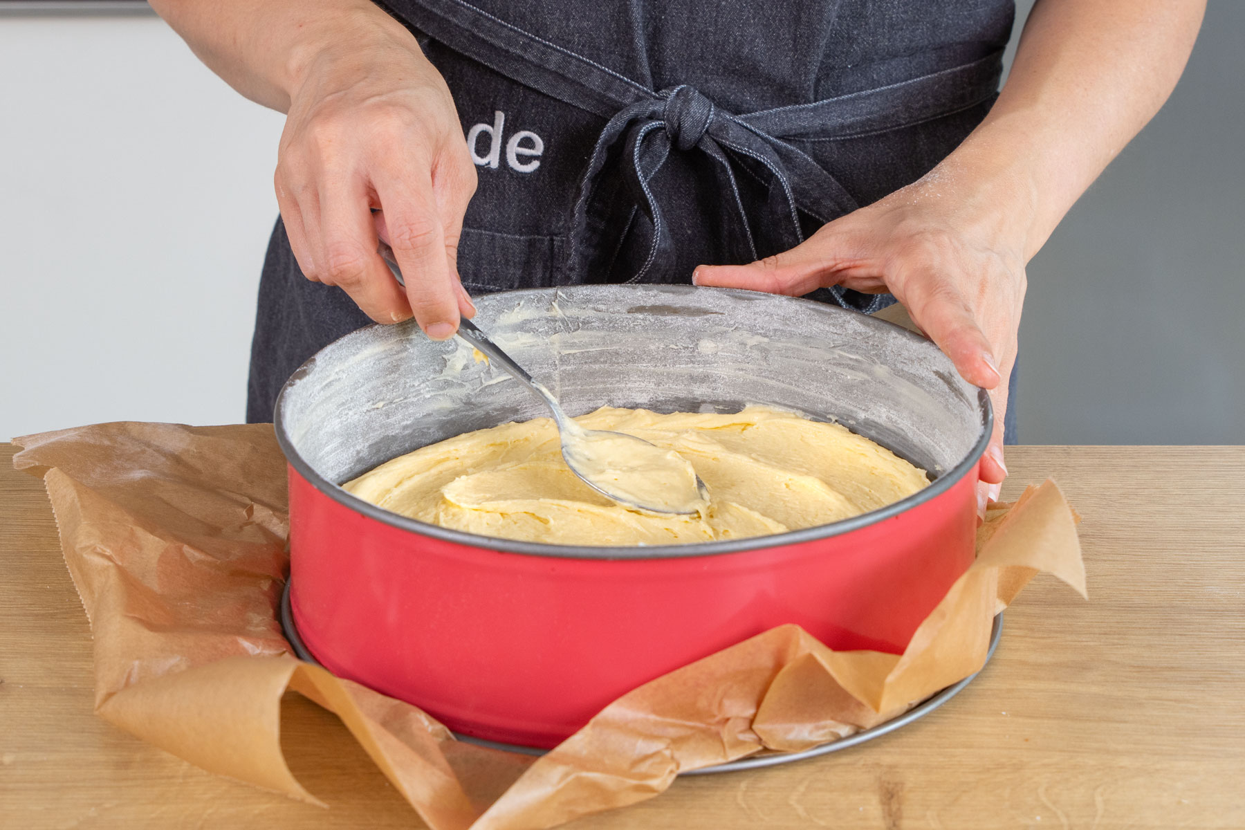 Schneller saftiger Apfelkuchen mit Quark | Rezept