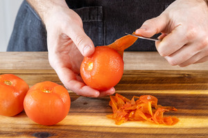 Tomaten schälen
