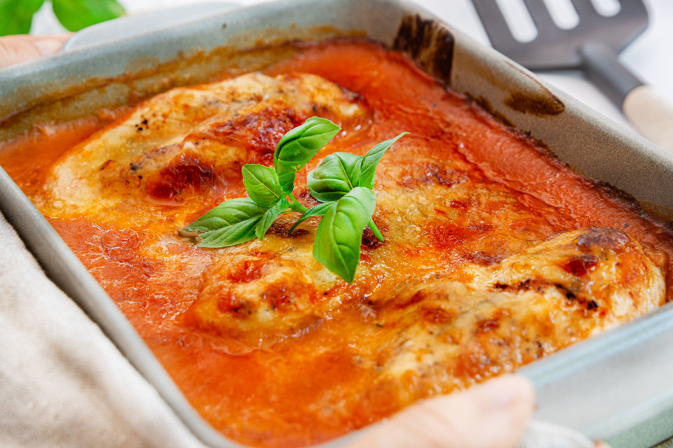 Überbackene Hähnchenbrust | Rezept - eat.de