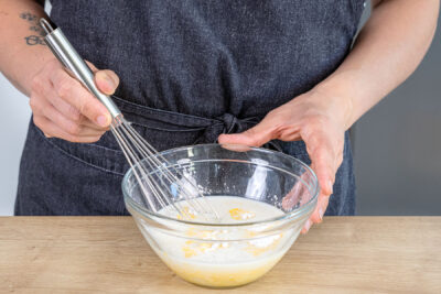 Puddingpulver anrühren