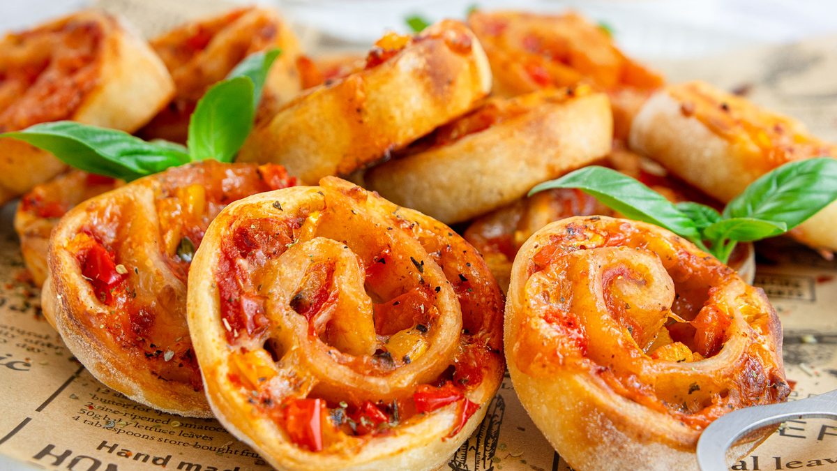 Vegetarische Pizzaschnecken
