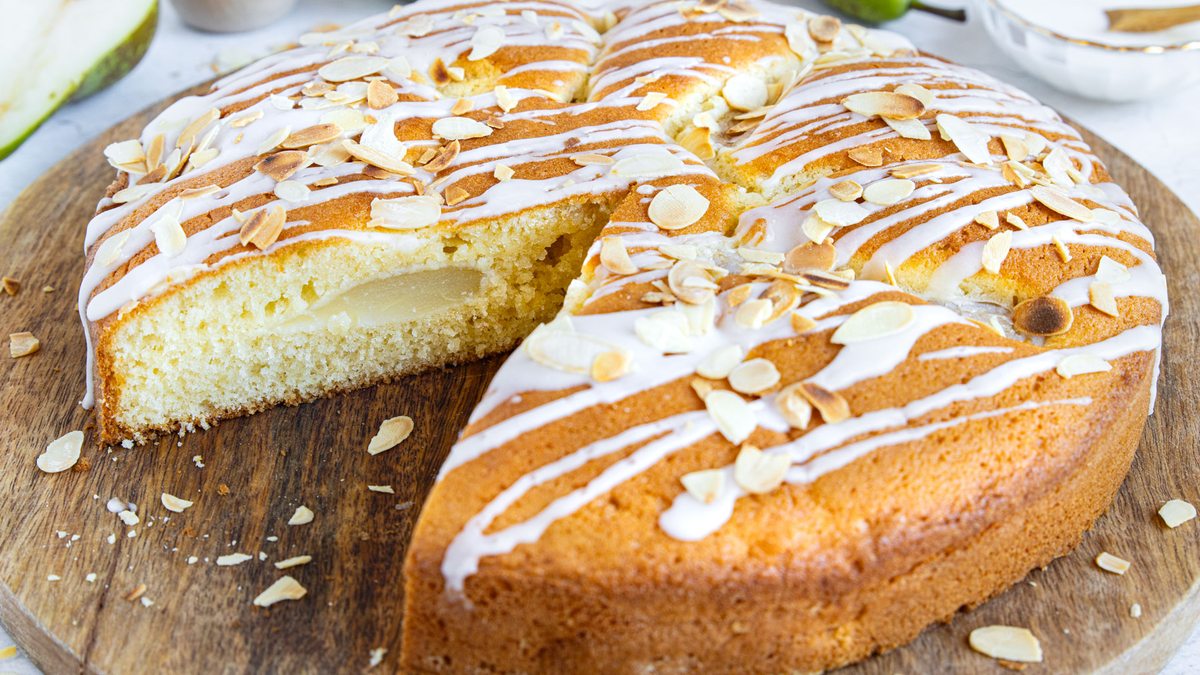 Birnenkuchen mit frischen Birnen: einfach & saftig