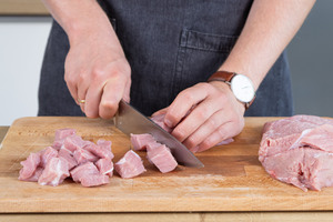 Fleisch würfeln