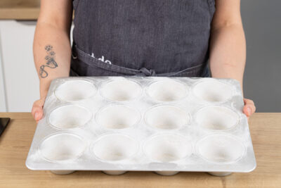 Muffinblech einfetten