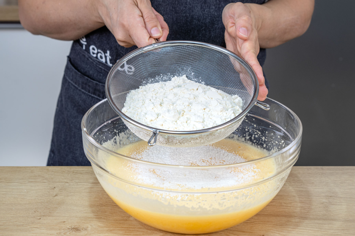 Klassischer saftiger Eierlikörkuchen von Oma