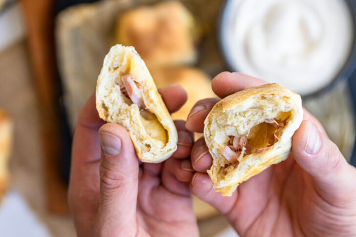 gefüllte Pizzabrötchen