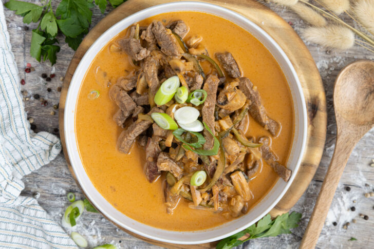 Geschnetzeltes Stroganoff 
