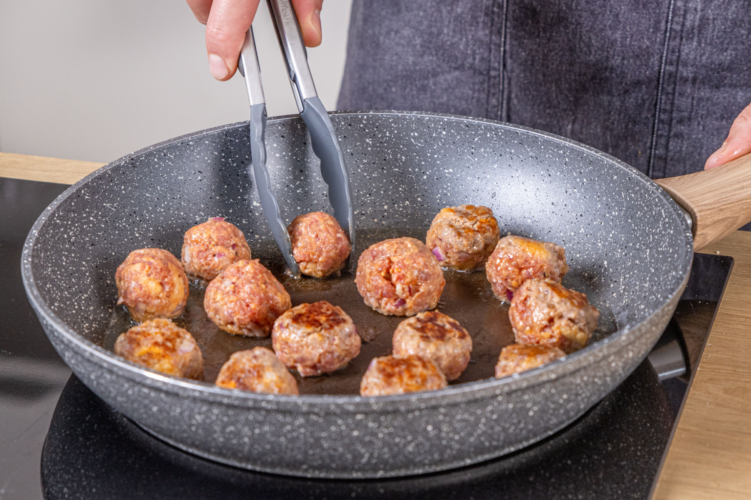 Hackbällchen-Spieße