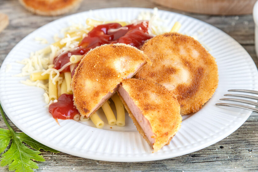 Jägerschnitzel panieren