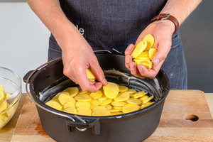 Kartoffeln schichten