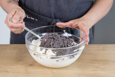 Schokostreusel unterheben