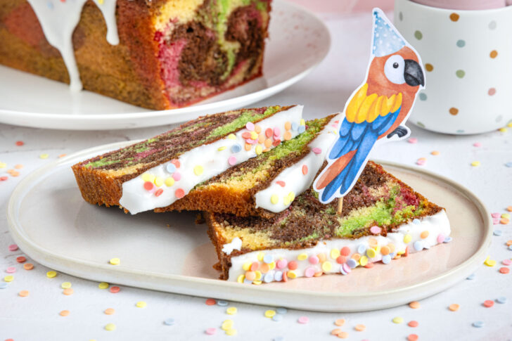Papageienkuchen aus der Kastenform