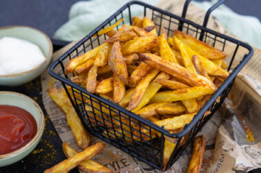 Pommes aus der Heißluftfritteuse