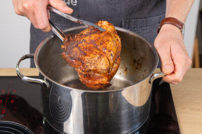Fleisch anbraten