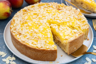 Schneller Apfelkuchen mit Pudding