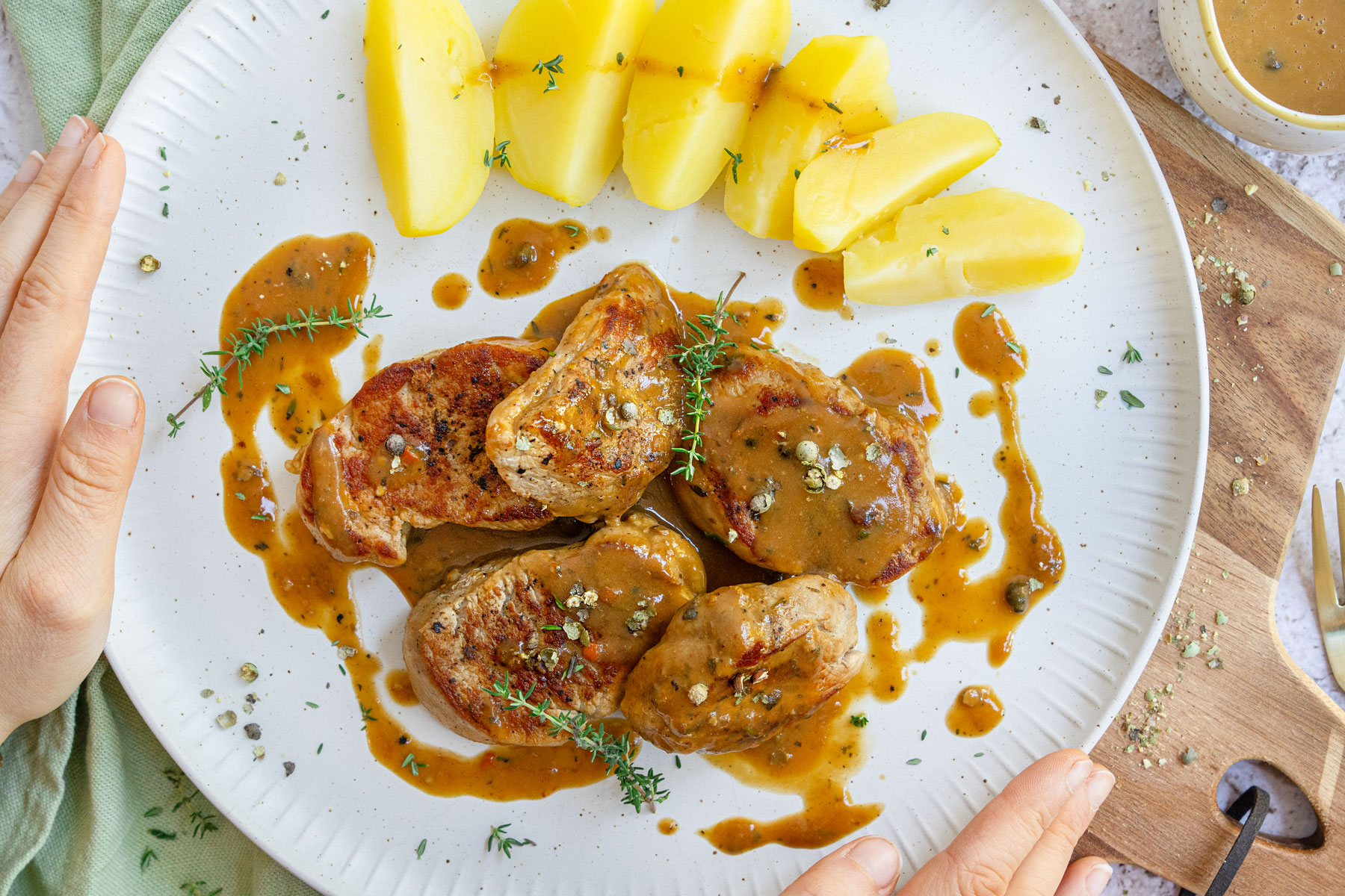 Schweinemedaillons in Pfefferrahmsauce