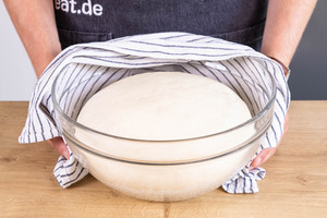 aufgegangener Pizzateig