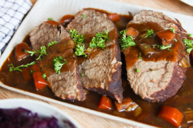 Rinderbraten aus dem Backofen.