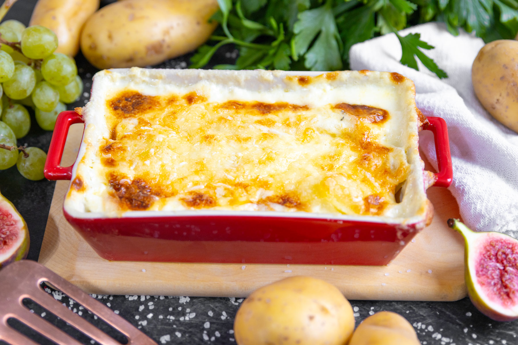 Chicorée überbacken mit Ziegenfrischkäse | Rezept - eat.de