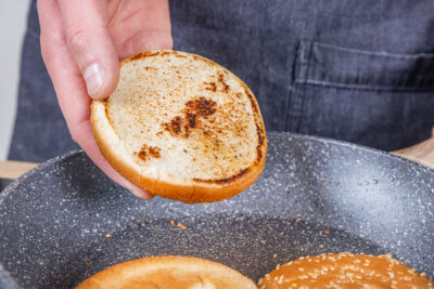 Brötchen anrösten