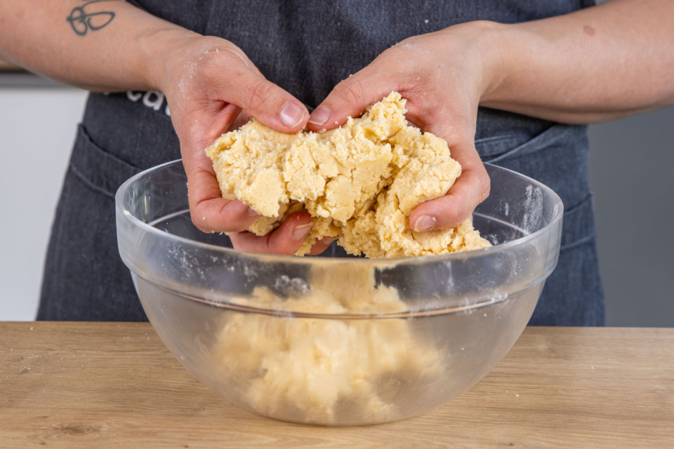 Gedeckter Apfelkuchen mit Apfelmus | Rezept